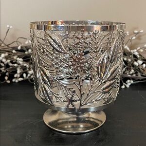 Bath & Body Works Silver Pedestal Leaf/Snowflake 3 Wick Candle Holder